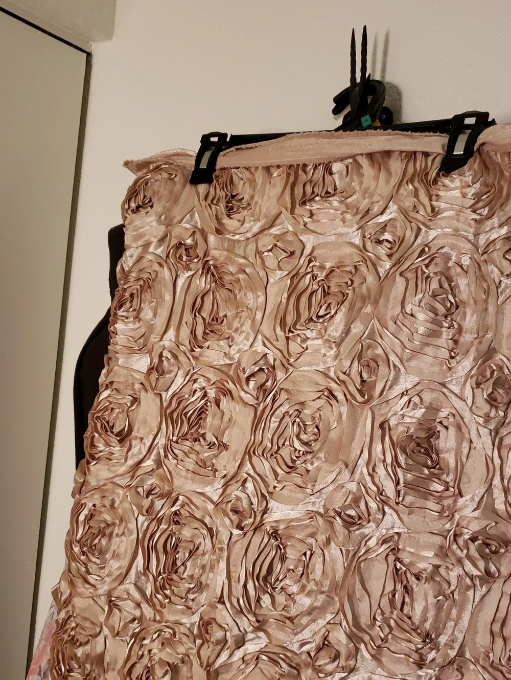 165 By 57 Long Golden Flower Cloth
